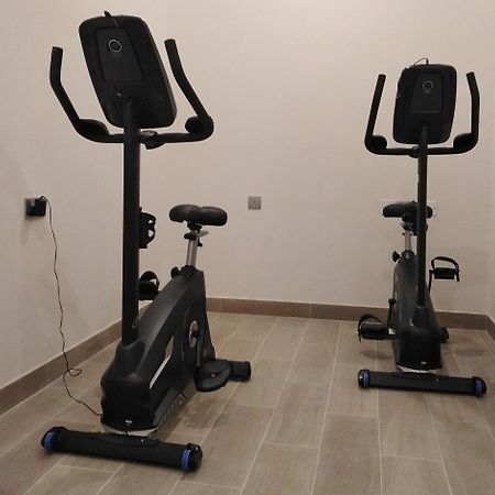 Infinity Juffair Suites Manama Ngoại thất bức ảnh